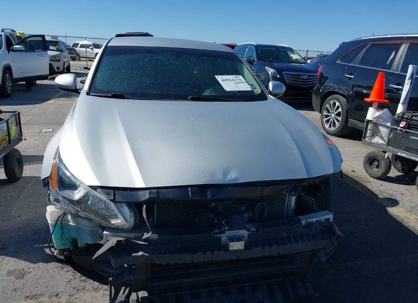 Photo 6 of 2020 Nissan Altima S FWD (VIN 1N4BL4BV3LC135191)