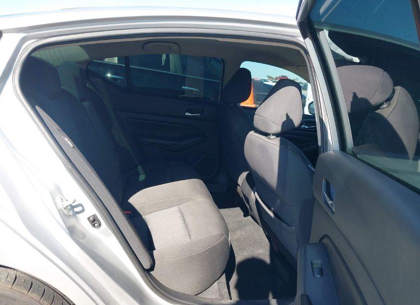 Photo 8 of 2020 Nissan Altima S FWD (VIN 1N4BL4BV3LC135191)