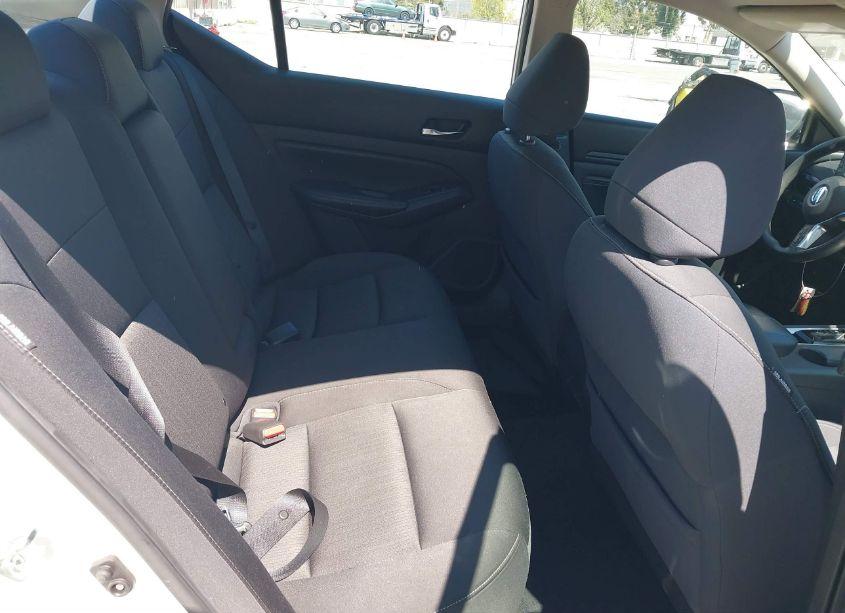 Photo 8 of 2020 Nissan Altima S FWD (VIN 1N4BL4BV3LC144733)