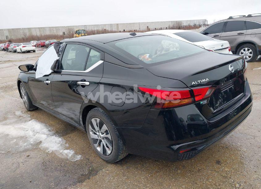 Photo 3 of 2020 Nissan Altima S FWD (VIN 1N4BL4BV3LC159023)