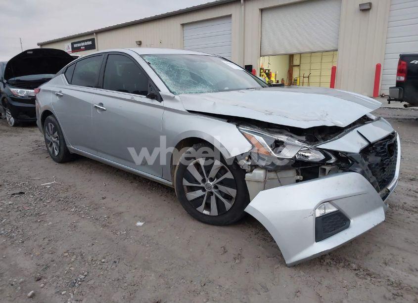 2020 Nissan Altima S FWD (VIN 1N4BL4BV3LC180485) main photo