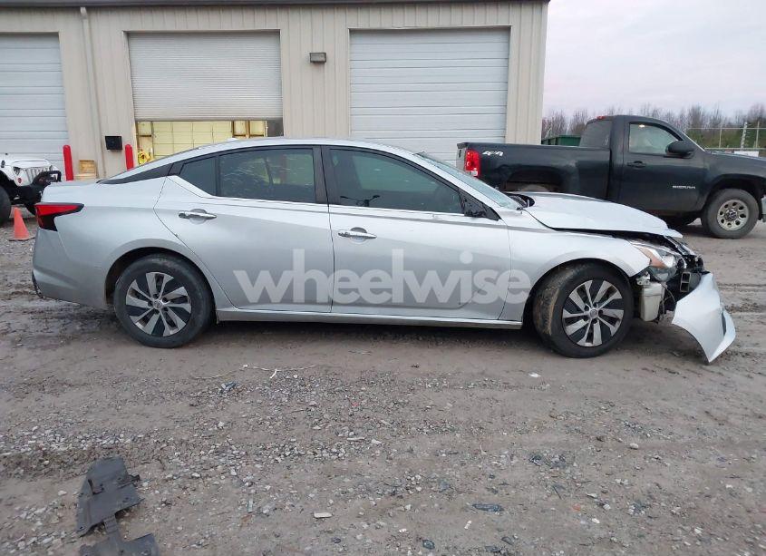 Photo 13 of 2020 Nissan Altima S FWD (VIN 1N4BL4BV3LC180485)