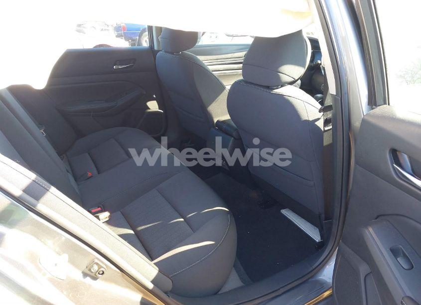 Photo 8 of 2020 Nissan Altima S FWD (VIN 1N4BL4BV3LC183029)