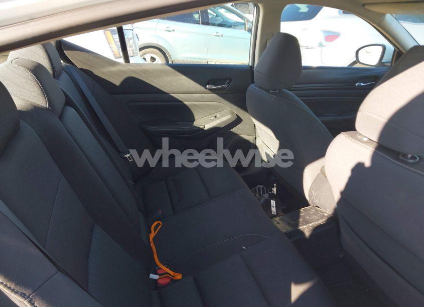 Photo 8 of 2020 Nissan Altima S FWD (VIN 1N4BL4BV3LC188909)