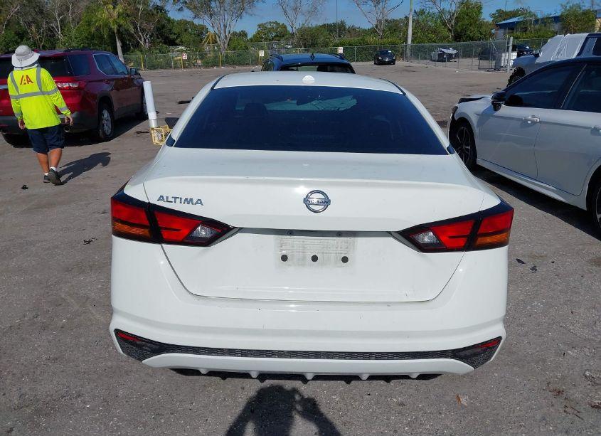 Photo 16 of 2020 Nissan Altima S FWD (VIN 1N4BL4BV3LC206065)