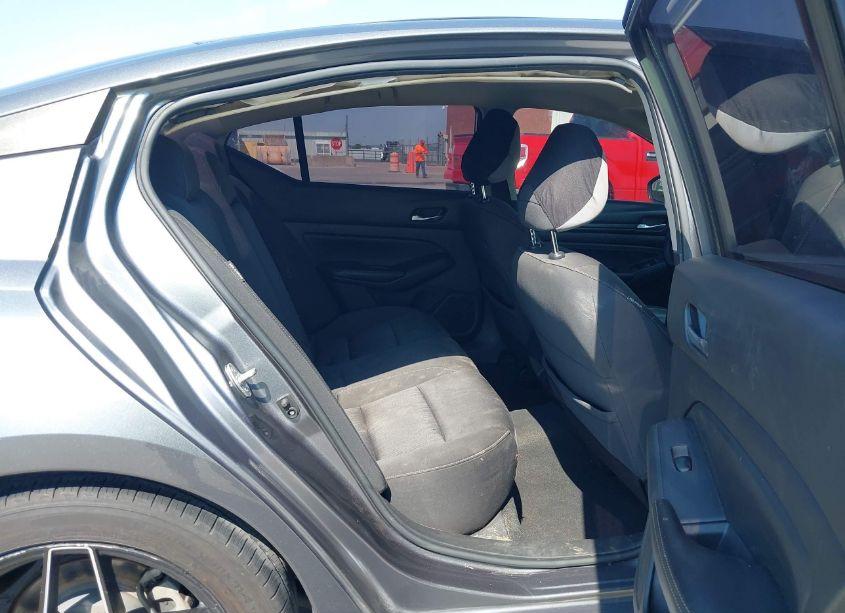 Photo 8 of 2020 Nissan Altima S FWD (VIN 1N4BL4BV3LC224047)