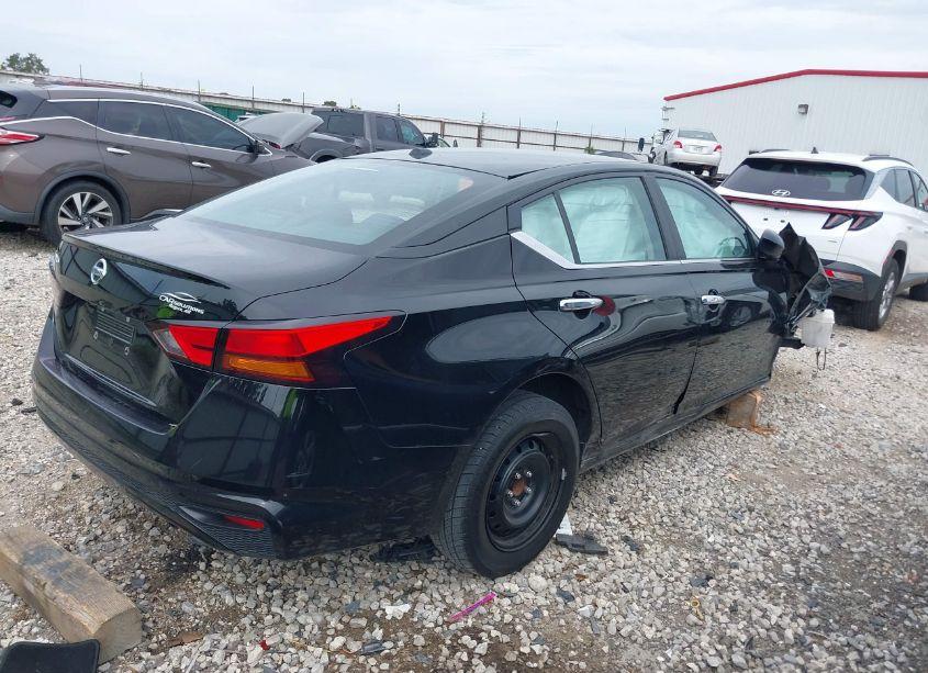 Photo 4 of 2020 Nissan Altima S FWD (VIN 1N4BL4BV3LC234187)