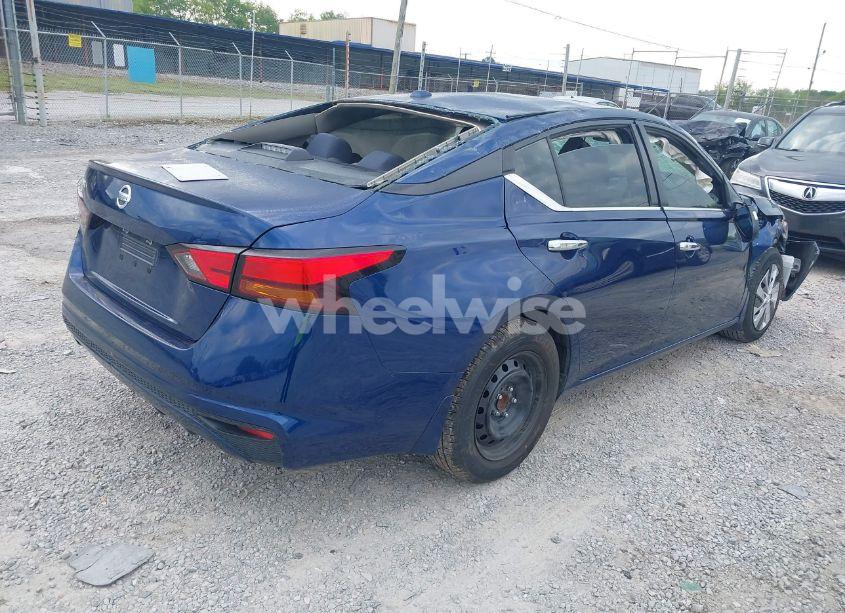 Photo 4 of 2020 Nissan Altima S FWD (VIN 1N4BL4BV3LC260157)