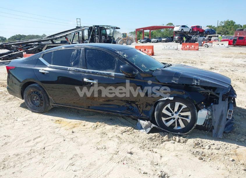 Photo 13 of 2022 Nissan Altima S FWD (VIN 1N4BL4BV3NN419458)