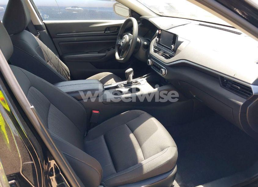 Photo 5 of 2023 Nissan Altima S FWD (VIN 1N4BL4BV3PN408480)