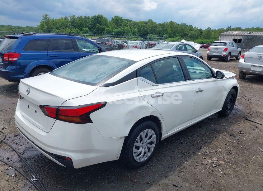 Photo 4 of 2024 Nissan Altima S FWD (VIN 1N4BL4BV3RN370008)