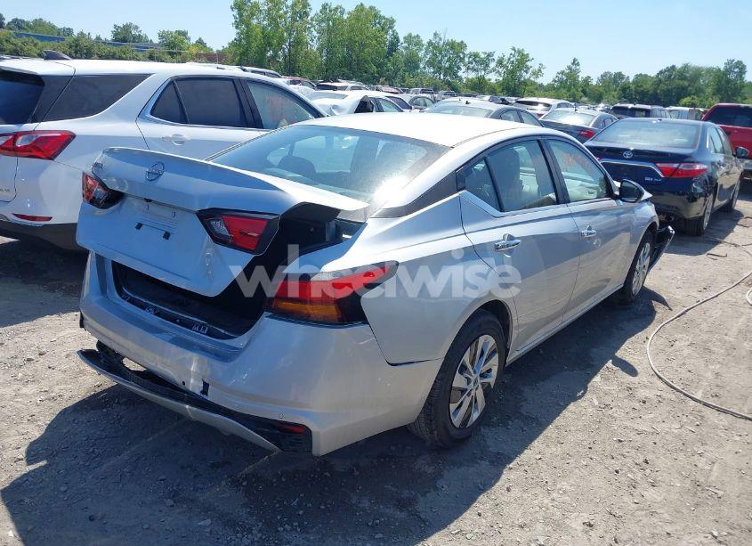 Photo 4 of 2024 Nissan Altima S FWD (VIN 1N4BL4BV3RN374625)