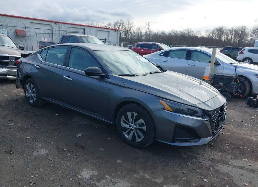 2024 Nissan Altima S FWD (VIN 1N4BL4BV3RN380280) main photo