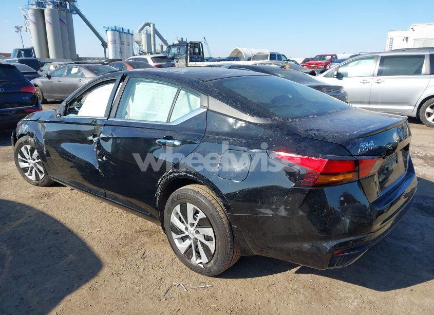 Photo 3 of 2024 Nissan Altima S FWD (VIN 1N4BL4BV3RN382319)