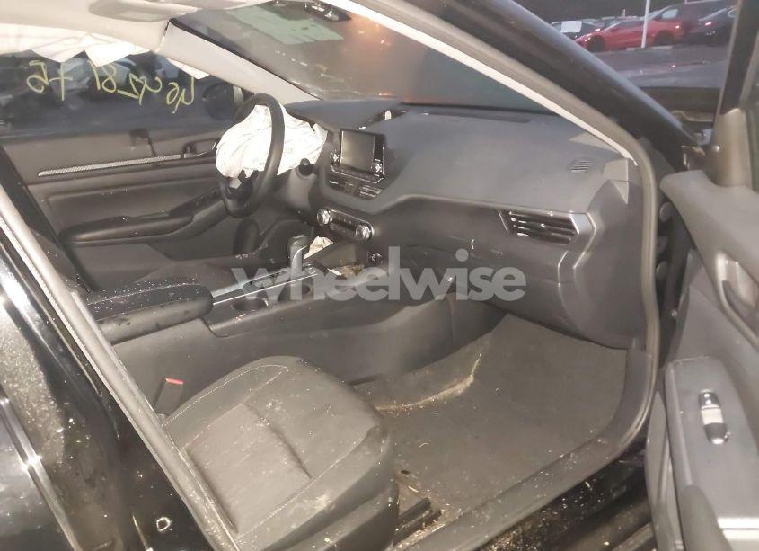 Photo 5 of 2024 Nissan Altima S FWD (VIN 1N4BL4BV3RN411981)