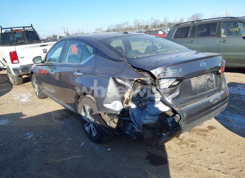 Photo 3 of 2019 Nissan Altima 2.5 S (VIN 1N4BL4BV4KC118608)