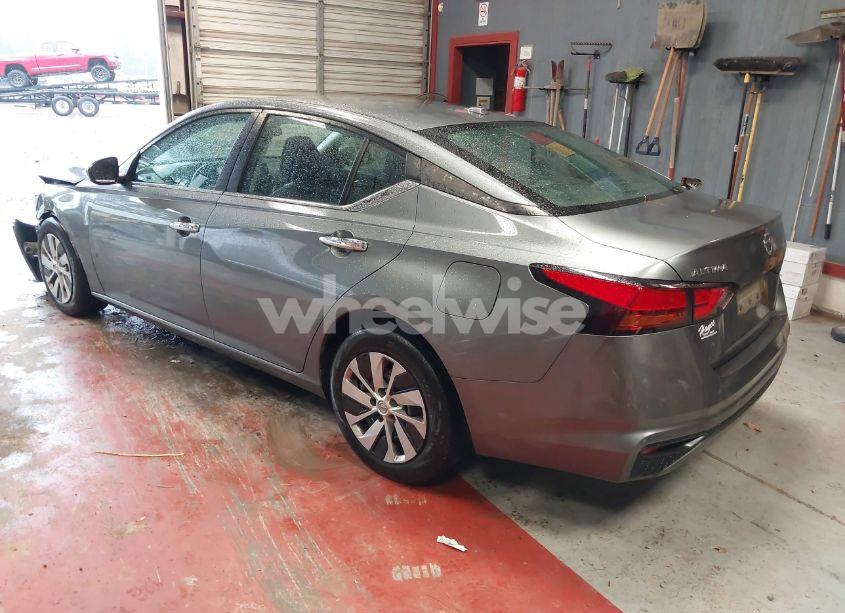 Photo 3 of 2019 Nissan Altima 2.5 S (VIN 1N4BL4BV4KC120438)