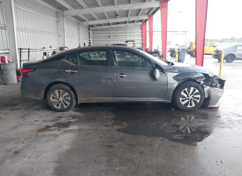 Photo 13 of 2019 Nissan Altima 2.5 S (VIN 1N4BL4BV4KC168487)