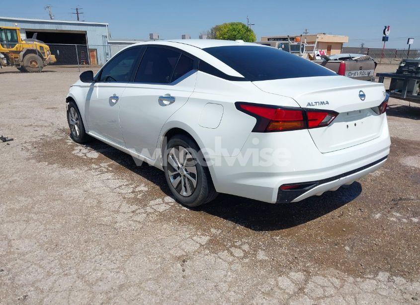 Photo 3 of 2019 Nissan Altima 2.5 S (VIN 1N4BL4BV4KC200046)