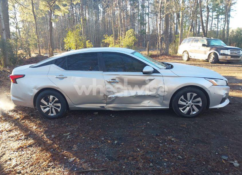 Photo 13 of 2019 Nissan Altima 2.5 S (VIN 1N4BL4BV4KC216781)