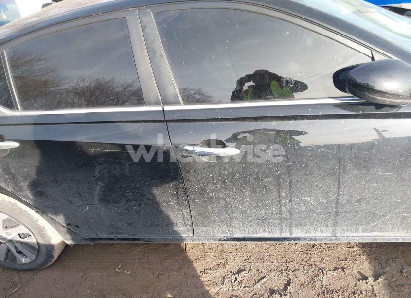 Photo 13 of 2019 Nissan Altima 2.5 S (VIN 1N4BL4BV4KC229420)