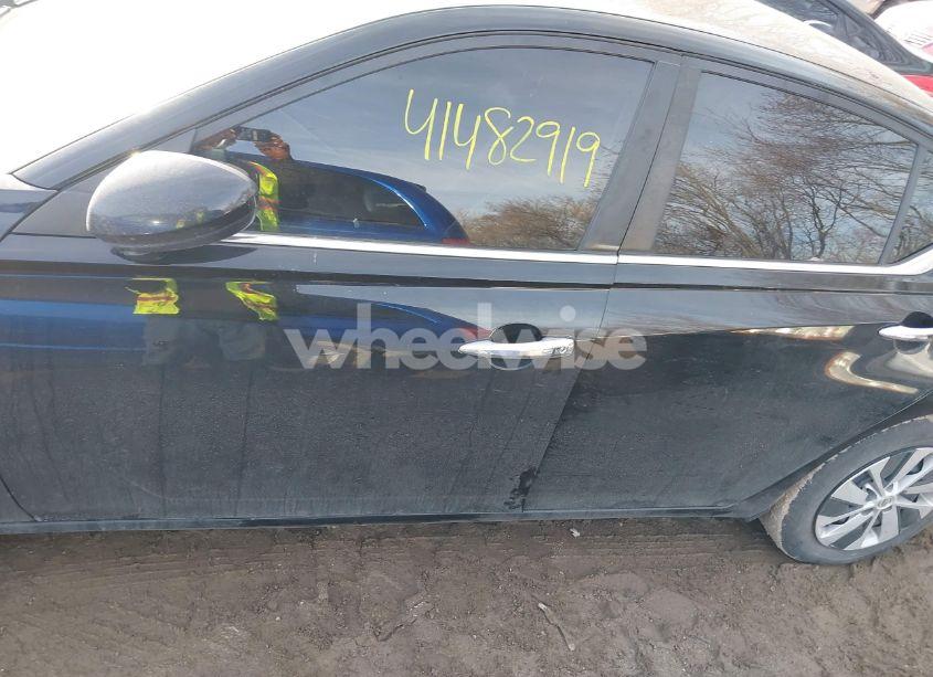 Photo 14 of 2019 Nissan Altima 2.5 S (VIN 1N4BL4BV4KC229420)