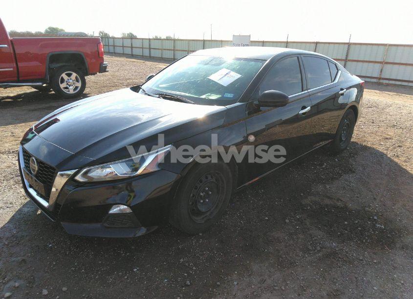 Photo 2 of 2019 Nissan Altima 2.5 S (VIN 1N4BL4BV4KC229885)