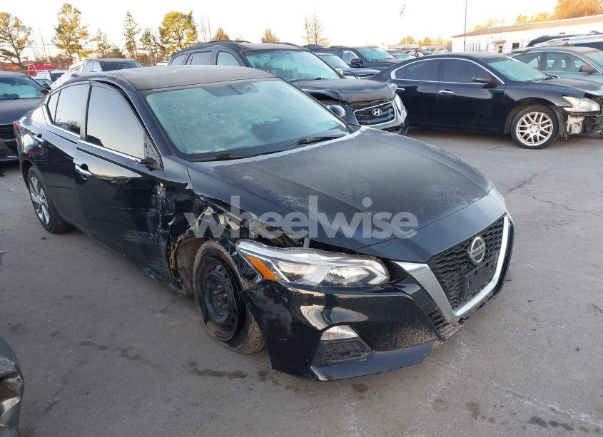 2019 Nissan Altima 2.5 S (VIN 1N4BL4BV4KC231734) main photo