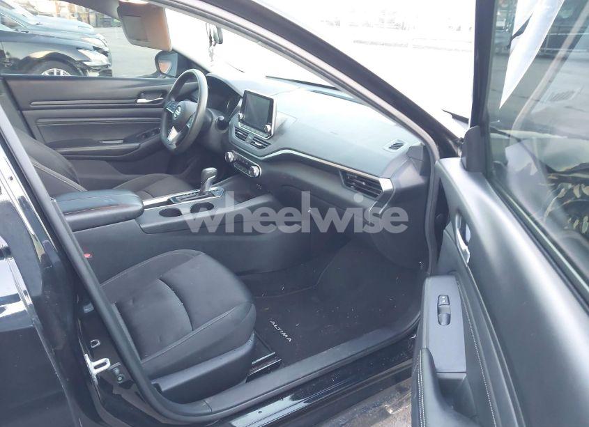 Photo 5 of 2019 Nissan Altima 2.5 S (VIN 1N4BL4BV4KC231734)