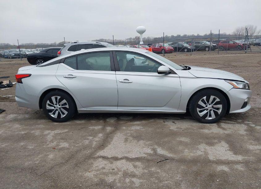 Photo 13 of 2019 Nissan Altima 2.5 S (VIN 1N4BL4BV4KC255063)