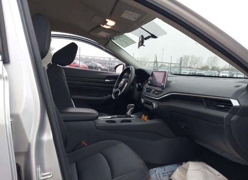 Photo 5 of 2019 Nissan Altima 2.5 S (VIN 1N4BL4BV4KC255063)