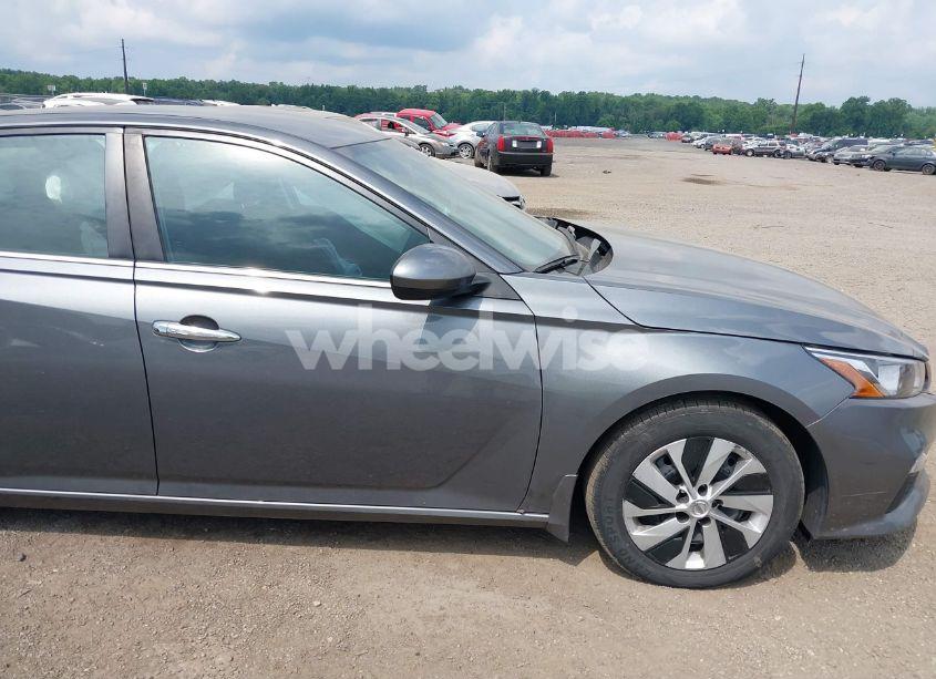 Photo 13 of 2020 Nissan Altima S FWD (VIN 1N4BL4BV4LC122918)