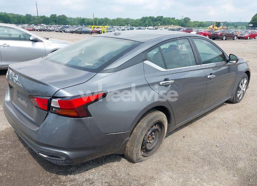 Photo 4 of 2020 Nissan Altima S FWD (VIN 1N4BL4BV4LC122918)