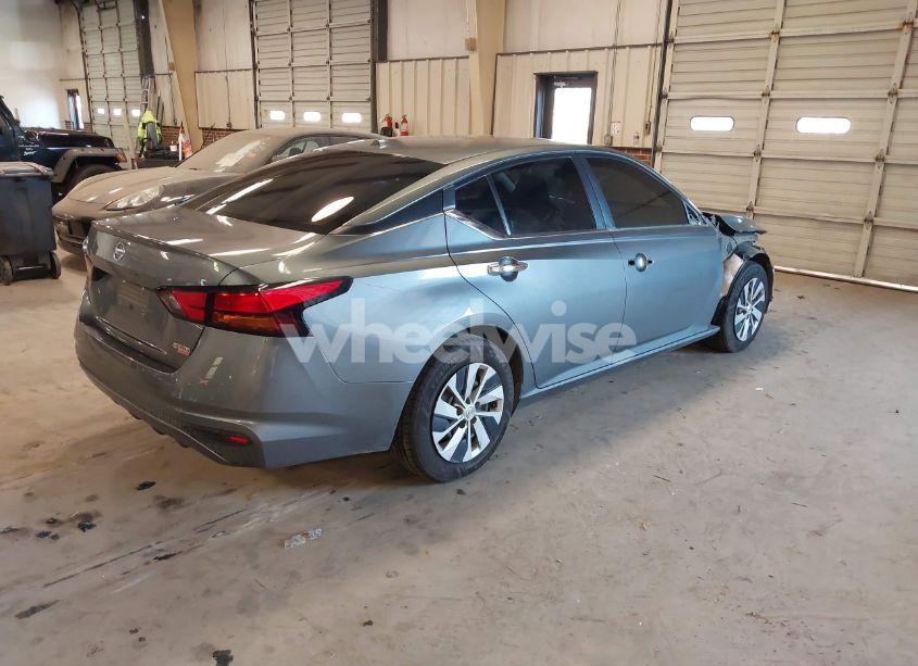 Photo 4 of 2020 Nissan Altima S FWD (VIN 1N4BL4BV4LC190443)