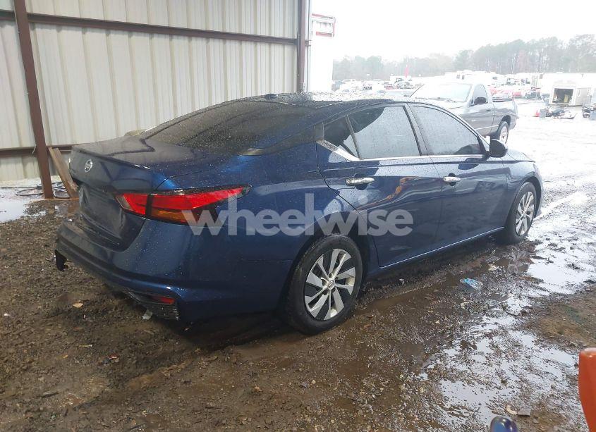 Photo 4 of 2020 Nissan Altima S FWD (VIN 1N4BL4BV4LC193293)