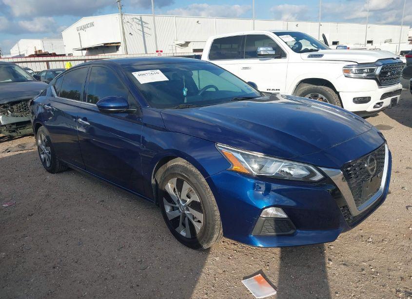 2020 Nissan Altima S FWD (VIN 1N4BL4BV4LC193584) main photo