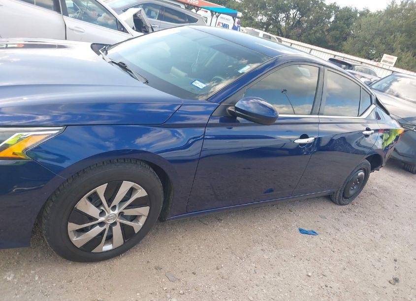 Photo 15 of 2020 Nissan Altima S FWD (VIN 1N4BL4BV4LC193584)