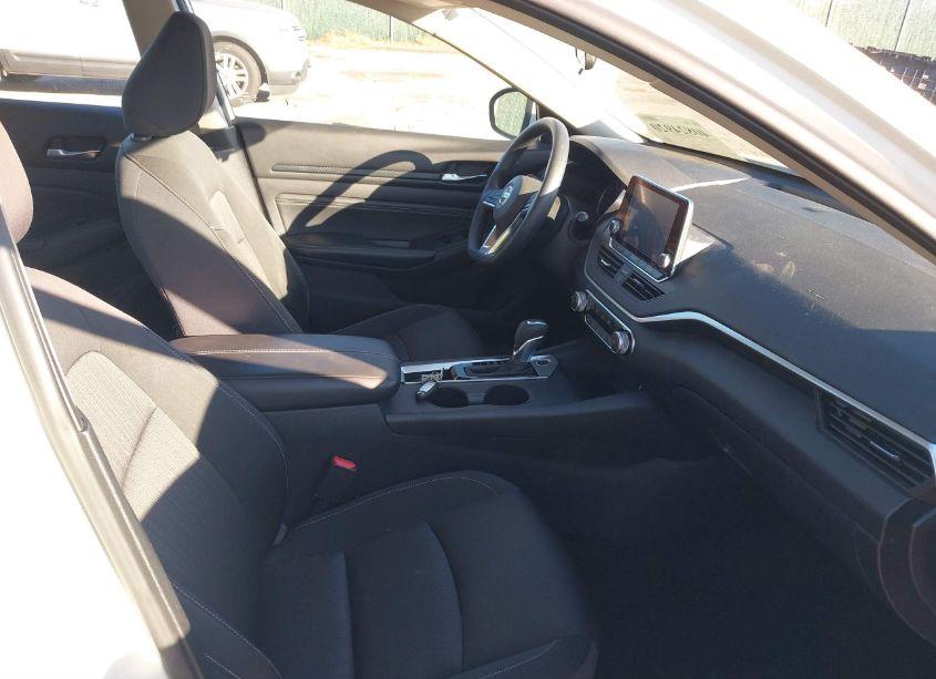 Photo 5 of 2020 Nissan Altima S FWD (VIN 1N4BL4BV4LC203059)