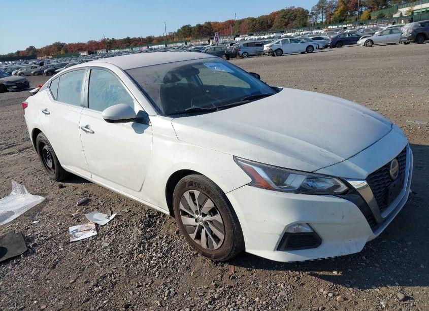 2020 Nissan Altima S FWD (VIN 1N4BL4BV4LC207144) main photo