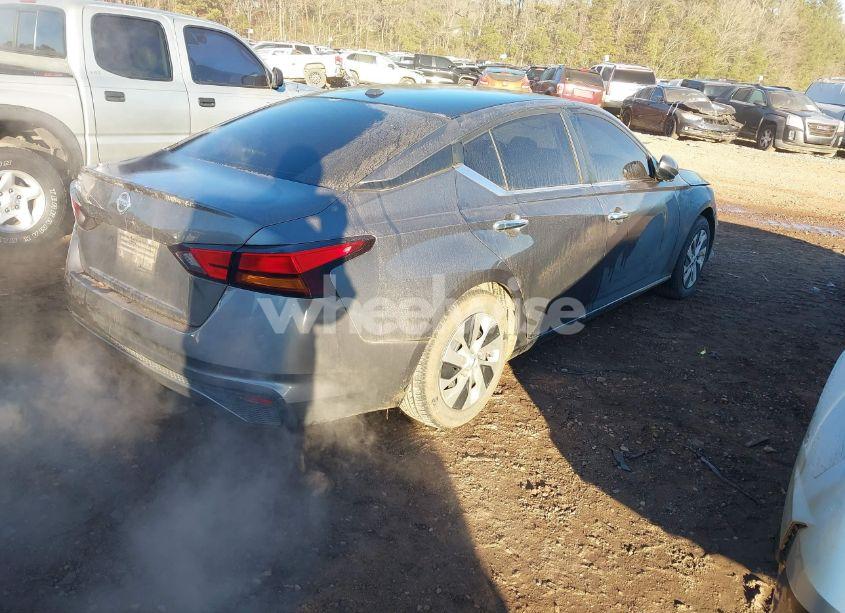 Photo 4 of 2020 Nissan Altima S FWD (VIN 1N4BL4BV4LC209072)