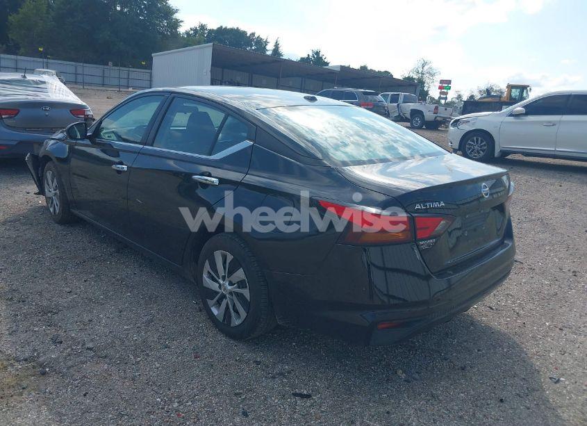 Photo 3 of 2020 Nissan Altima S FWD (VIN 1N4BL4BV4LC242265)