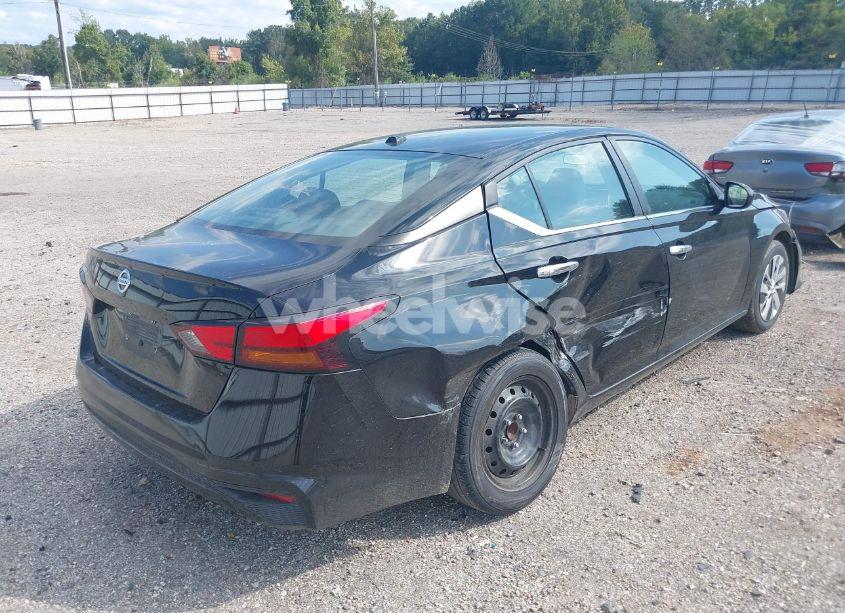 Photo 4 of 2020 Nissan Altima S FWD (VIN 1N4BL4BV4LC242265)