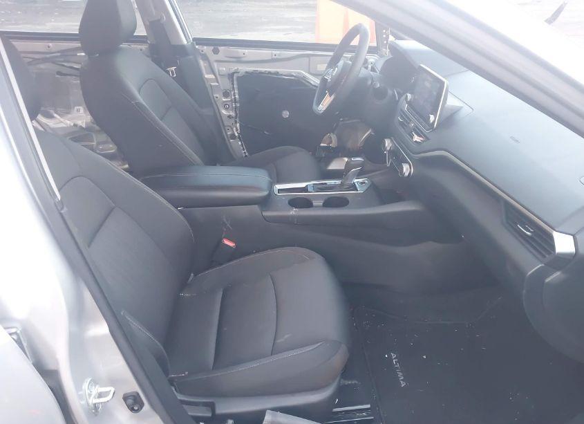 Photo 5 of 2020 Nissan Altima S FWD (VIN 1N4BL4BV4LC251838)