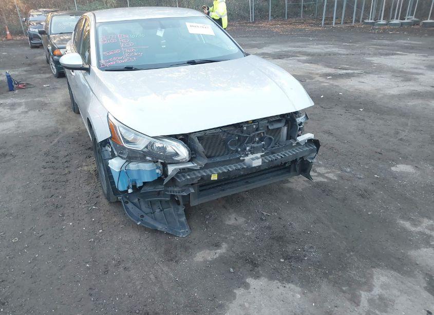 Photo 6 of 2020 Nissan Altima S FWD (VIN 1N4BL4BV4LC251838)