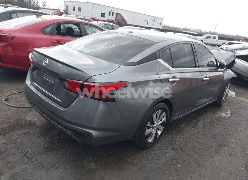 Photo 4 of 2020 Nissan Altima S FWD (VIN 1N4BL4BV4LC251967)