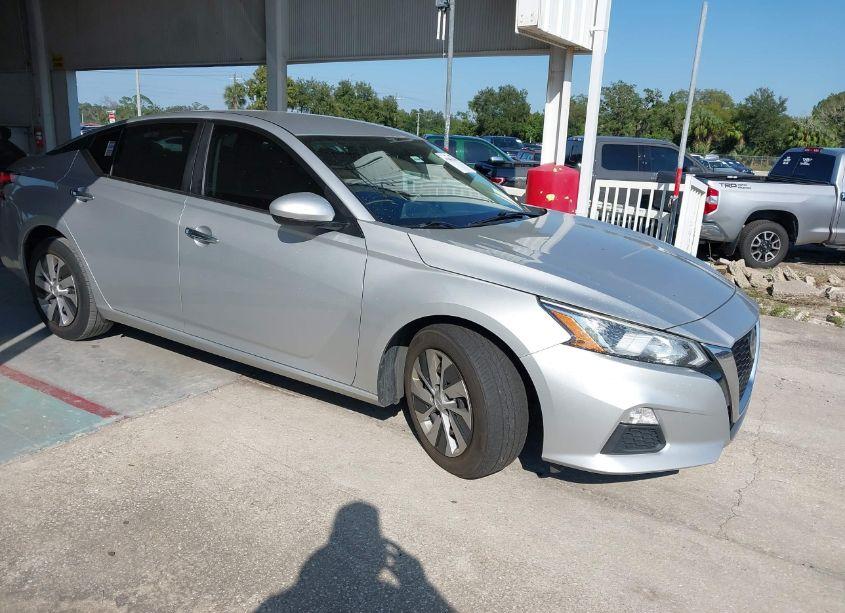 2020 Nissan Altima S FWD (VIN 1N4BL4BV4LC253508) main photo