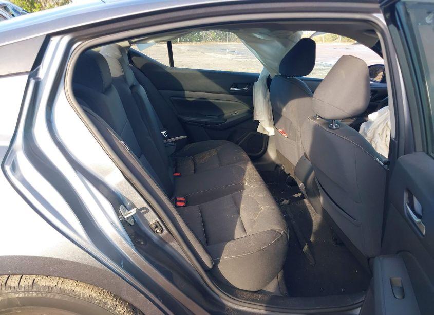 Photo 8 of 2020 Nissan Altima S FWD (VIN 1N4BL4BV4LC263861)