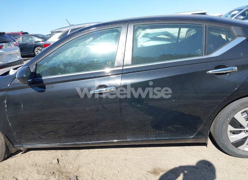 Photo 15 of 2021 Nissan Altima S FWD (VIN 1N4BL4BV4MN330416)