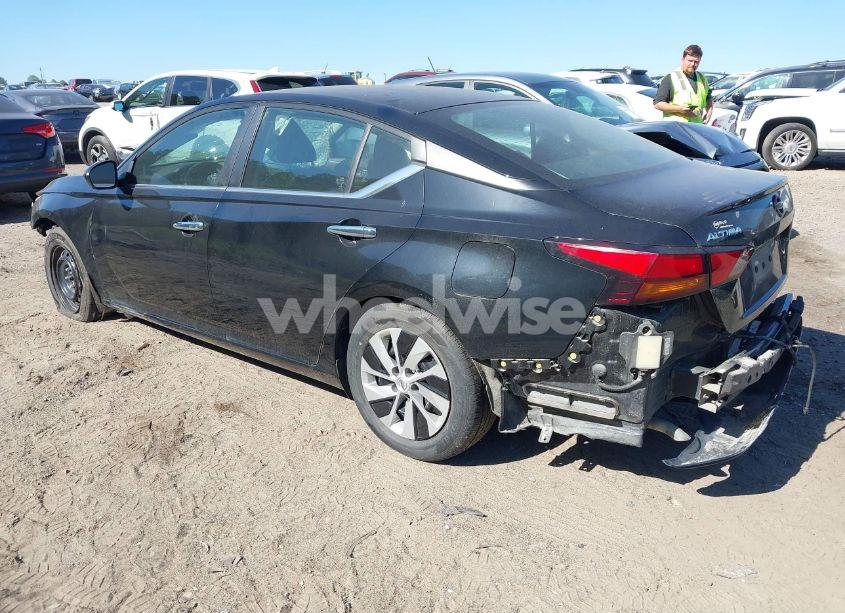 Photo 3 of 2021 Nissan Altima S FWD (VIN 1N4BL4BV4MN330416)