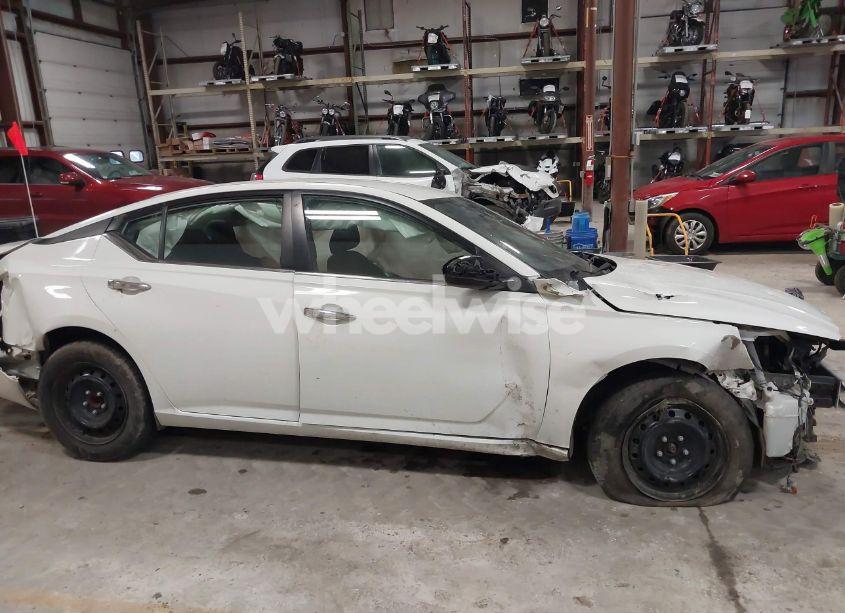 Photo 12 of 2022 Nissan Altima S FWD (VIN 1N4BL4BV4NN349128)